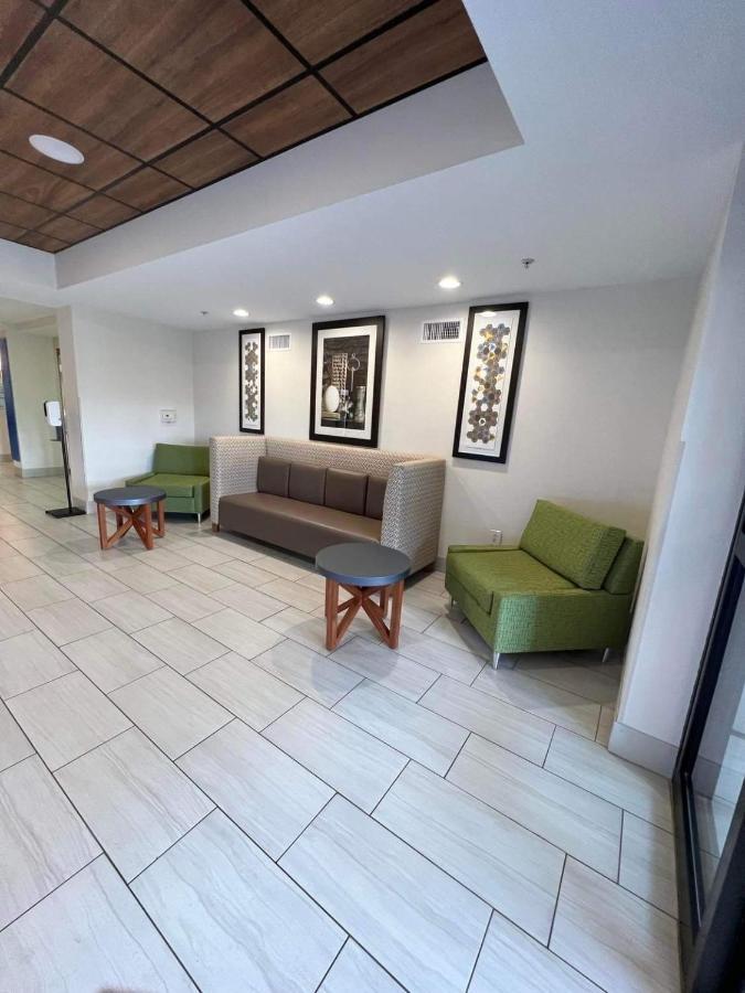 Holiday Inn Express & Suites Ozona By Ihg Luaran gambar