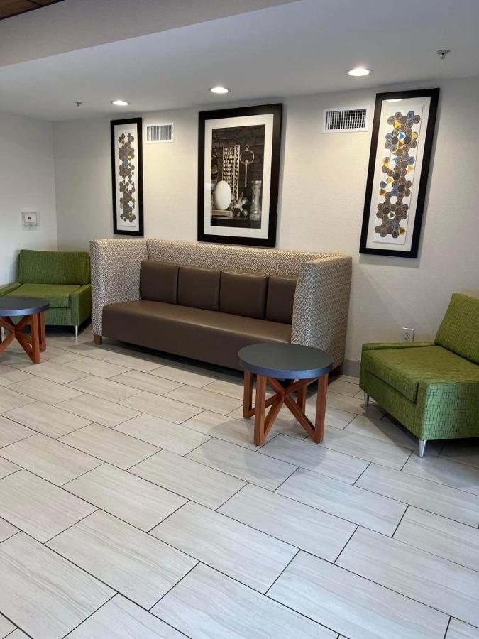 Holiday Inn Express & Suites Ozona By Ihg Luaran gambar