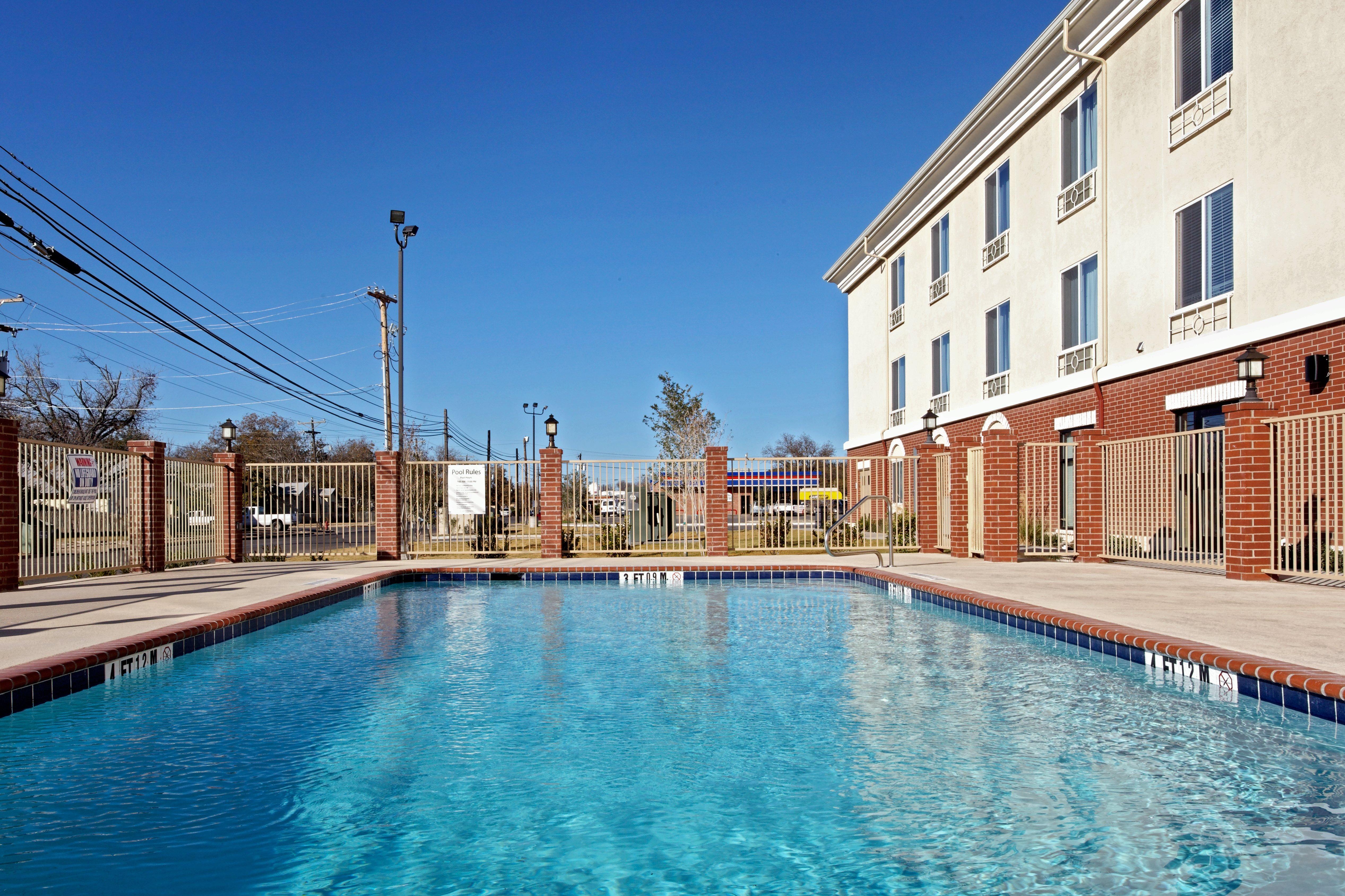Holiday Inn Express & Suites Ozona By Ihg Luaran gambar