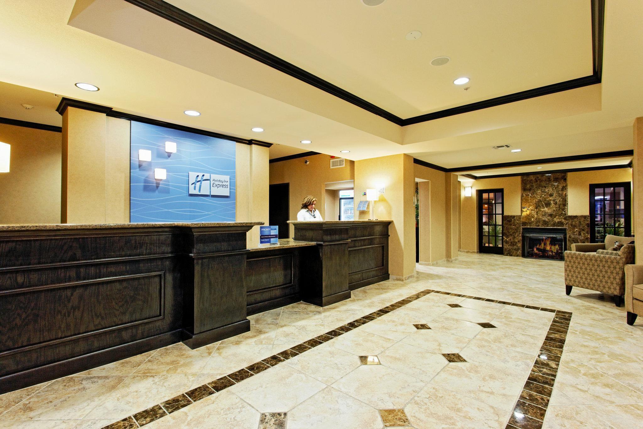 Holiday Inn Express & Suites Ozona By Ihg Luaran gambar